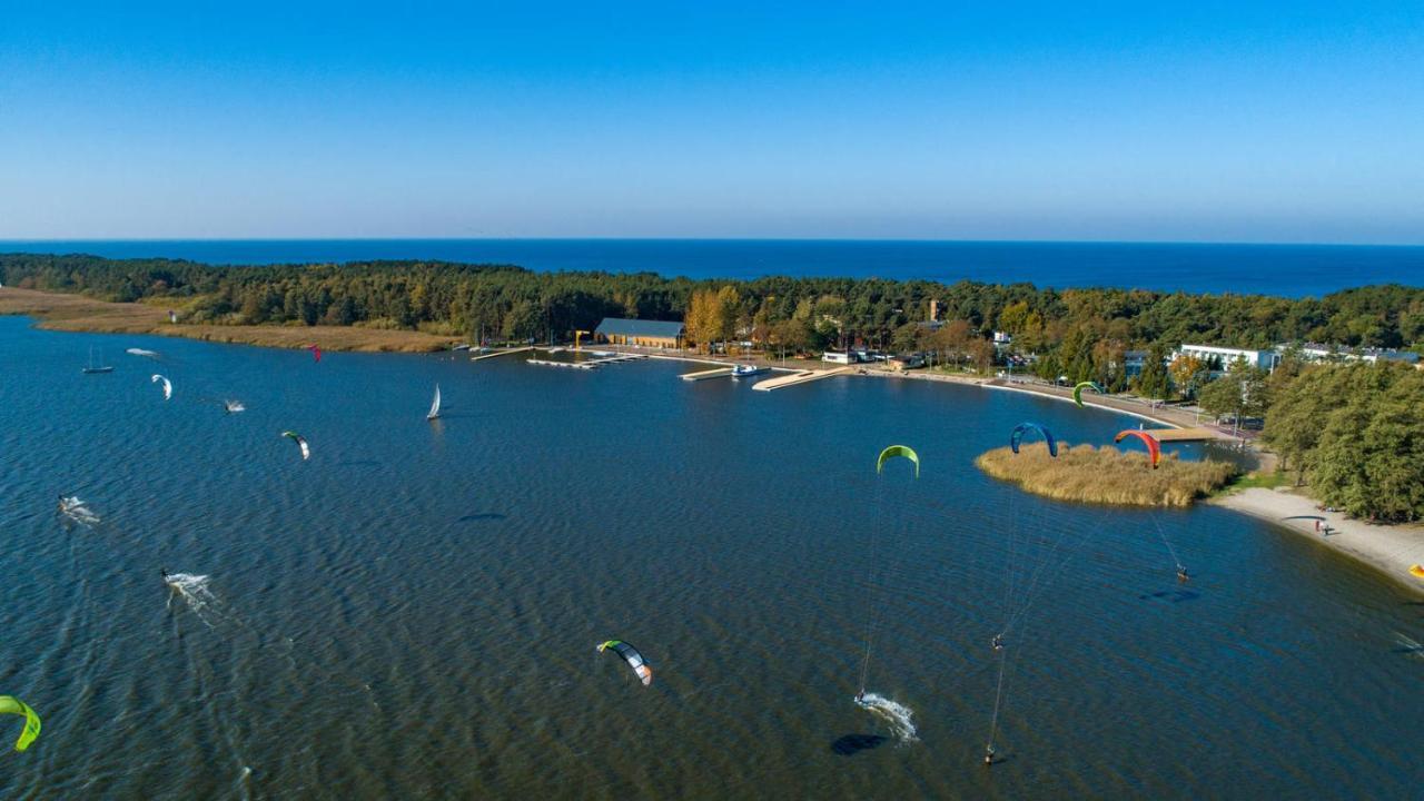 Hotel Dom Wczasowy Laguna Dąbki Esterno foto